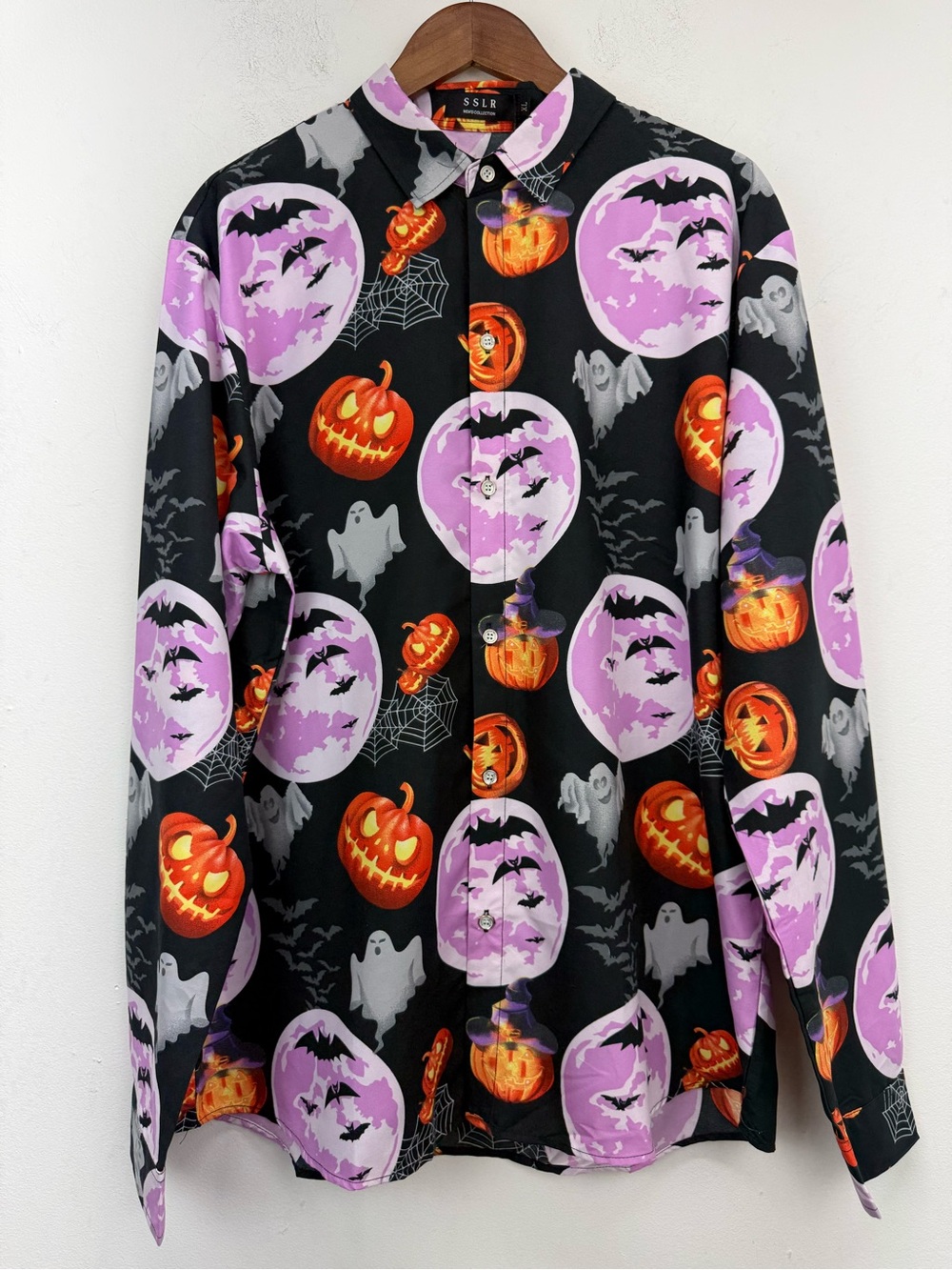NWT SSLR size XL Men’s Multicolor Halloween Print Long Sleeve Button Up Shirt